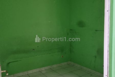 Dijual Cepat Rumah di Taman Semanan Indah Jakarta Barat