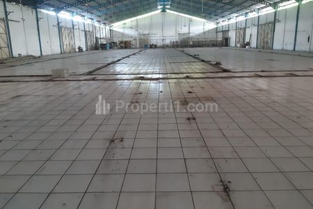 Dijual Gudang Ex Pabrik di Raya Boboh Gresik
