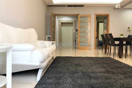 For Lease Apartment Senayan Residence Type 3+1BR Full Modern Furnished – Strategic Location in South Jakarta