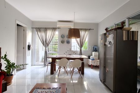 Dijual Rumah 4 Kamar Tidur Siap Huni di Foresta BSD City Tangerang