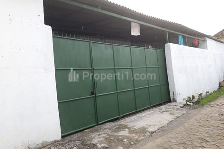 Dijual Rumah Kost-kostan Murah di Simotambaan Kota Surabaya
