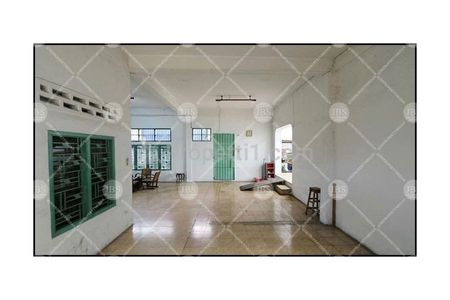 Jual Rumah 2 Tingkat & Gudang Siap Pakai di Jalan Ketapang - Medan