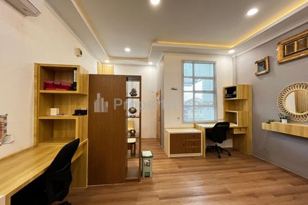 Disewakan Ruangan Kantor Mewah, Modern & Strategis Parit Indah Dekat dari Sudirman, Pekanbaru