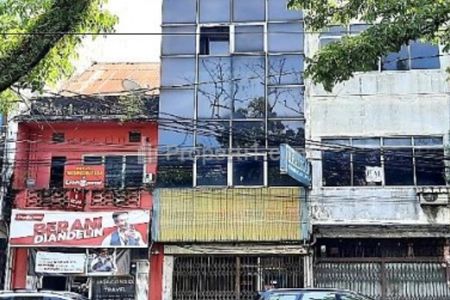 Dijual Ruko 3 Lantai di Brigjen Katamso, Medan