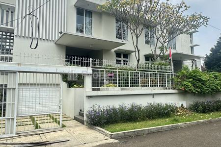 Disewakan Rumah Patra Kuningan, Jakarta Selatan