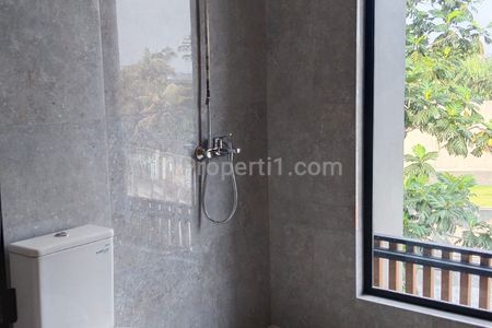 Dijual Rumah Mewah SLV87 di Setra Duta Bandung