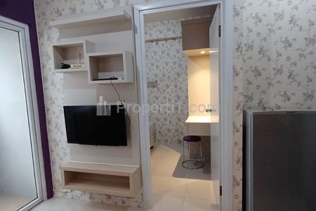 Disewakan Apartemen Green Pramuka City Baru Selesai Renovasi Masih Baru - 2 BR Furnished