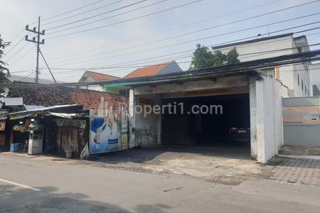 Dijual Gudang & Rumah di Raya Menur Pumpungan, Surabaya
