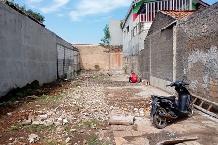 Dijual Tanah Matang di Studio Alam Cilodong Depok
