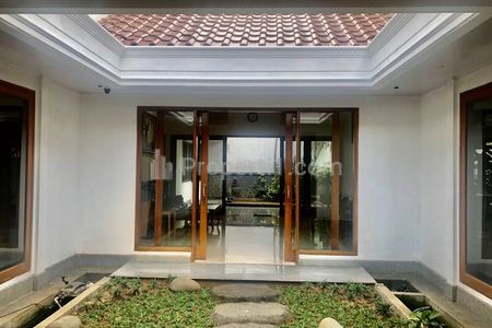 Dijual Rumah Tinggal Asri & Nyaman (Japanese Style) di Jl. Kayu Putih Jakarta Timur