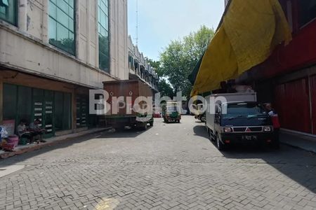 Jual Ruko 4 Lantai di Pengampon Square Surabaya
