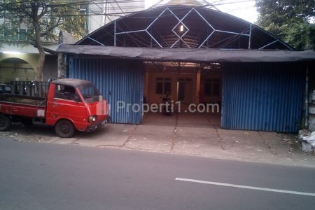 Sewa Rumah Siap Huni, Bisa Buat Kantor, Jalan Dua Arah di Kalibata, Mampang Prapatan, Dekat Pasar Minggu, Kemang, Simatupang, Jakarta Selatan