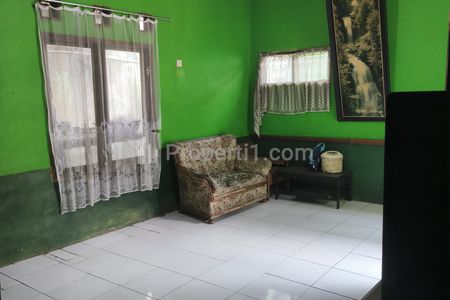 Dijual Rumah + 3 Ruko Strategis – Ciparay, Bandung Selatan