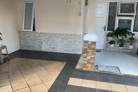 Dijual Rumah Siap Huni di Komplek Bandung Indah Raya Bandung