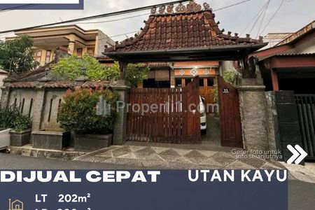 Dijual Rumah Siap Huni Lokasi Strategis di Utan Kayu Jakarta Timur