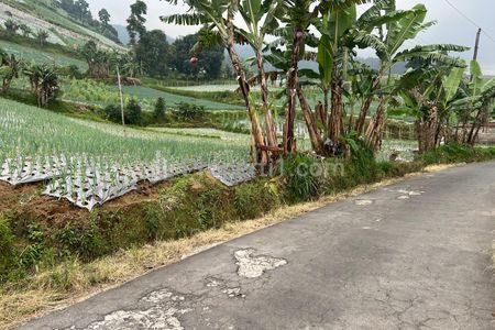 Jual Tanah 480m² View Tanpa Halang Cocok untuk Villa di Kemuning, Karanganyar