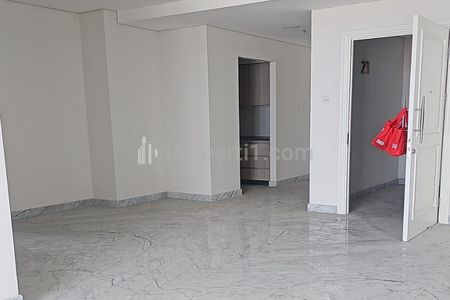 Dijual Apartemen Condominium Podomoro Medan City Tower Southern Private Lift - 3+1 BR Unfurnished