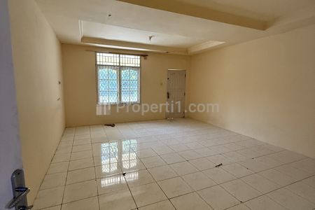 Disewakan Rumah Lokasi Strategis di Pejompongan Benhil Jakarta Pusat