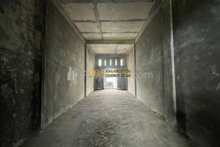 Dijual Ruko Kondisi Kosong di Komplek Metro City Jalan Medan Binjai Km 12