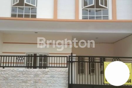 Jual Rumah 2 Lantai di Mulyosari Surabaya