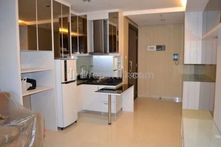For Lease Apartment Kemang Mansion Good Condition and Strategic Location in South Jakarta - Studio Full Furnished