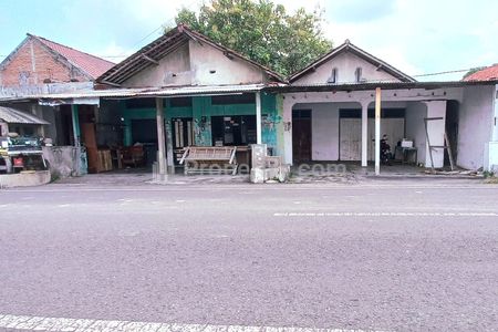 Jual Tanah Murah Strategis Bonus Bangunan Pinggir Jalan Sidokarto Godean Yogyakarta
