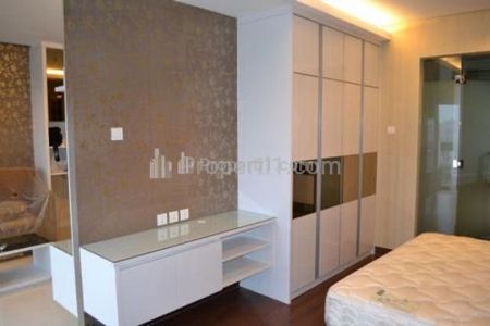 For Lease Apartment Kemang Mansion Good Condition and Strategic Location in South Jakarta - Studio Full Furnished