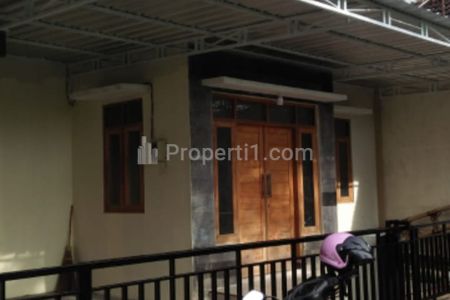 Jual Rumah 2 Lantai, Siap Huni di Sidomoyo Godean Km 8 Sleman Yogyakarta
