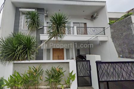 Disewakan Rumah di Mega Cinere (Belakang Living Plaza)