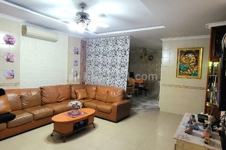 Jual Cepat Rumah Bagus Bebas Banjir di Permata Taman Palem Jakarta Barat