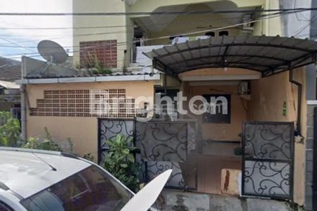 Jual Rumah 2 Lantai di Medayu Selatan, Medokan Ayu, Surabaya Timur