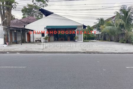 Jual Tanah Super Strategis Pinggir Jalan Seturan Raya Yogyakarta Dekat STIE YKPN, UPN, ATMAJAYA