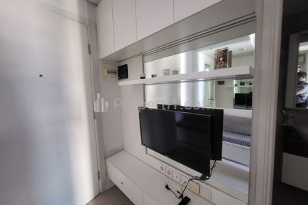 Disewakan Apartemen Madison Park Dekat Mall Central Park, Kampus UKRIDA