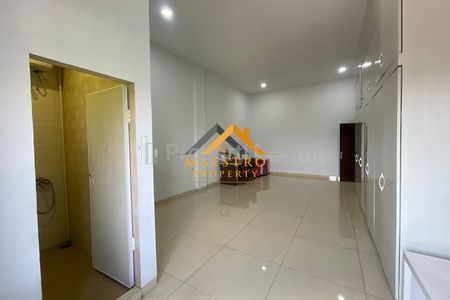 Jual Ruko Gandeng di Jalan T Amir Hamzah - Medan