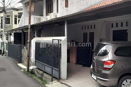 Dijual Cepat Rumah Murah Lokasi Sangat Strategis di Tebet, Jakarta Selatan