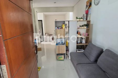 Dijual Rumah 2 Lantai di Northwest Hill Citraland Surabaya