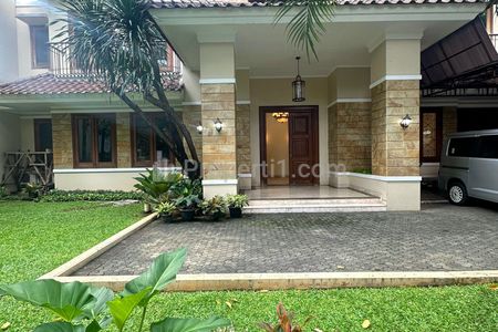 Dijual Rumah 2 Lantai di Jl. Wijaya, Jakarta Selatan
