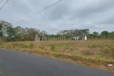 Jual Tanah SHM Pekarangan Luas 1,4 ha di Maguwoharjo Depok Sleman Yogyakarta