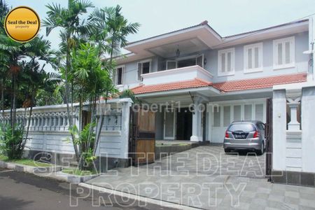 Disewakan Rumah di Area Permata Hijau Jakarta Selatan STD630
