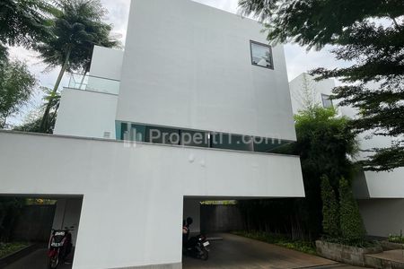 Townhouse for Rent at Ampera Kenanga, Cilandak Jakarta Selatan - 3 BR Furnished with Private Pool