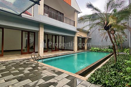 Disewakan Rumah di Darmawangsa Kebayoran Baru Jakarta STD183