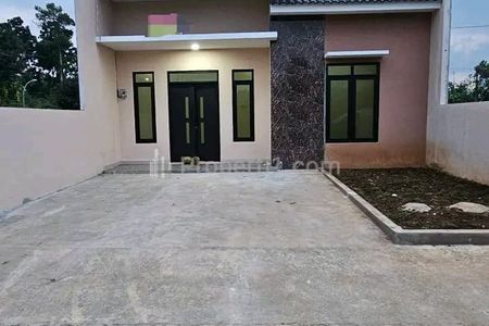 Tampak depan 