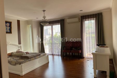 Dijual Rumah Siap Huni Semi Furnished Daerah Exclusive Pondok Indah - Jakarta Selatan