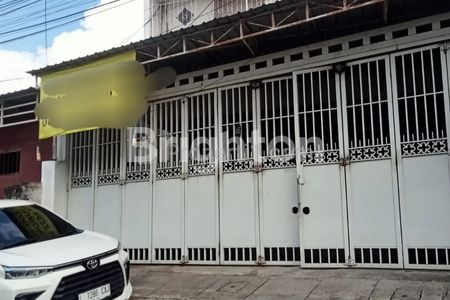 Dijual Rumah 2 Lantai di Manyar Kartika Surabaya