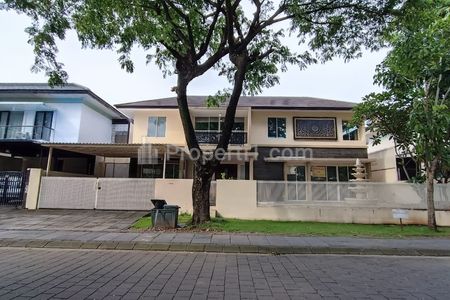 Dijual Rumah Luas di Perumahan Graha Natura, Surabaya Barat