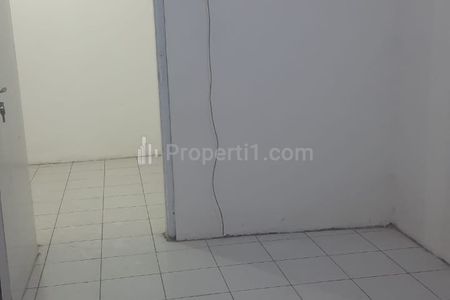 Jual Rumah Strategis di Cibadak Bandung