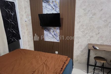 Disewakan Apartemen Studio Harian dan Transit Kondisi Furnish di Green Pramuka City