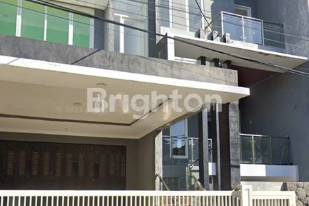Dijual Rumah 4 Lantai di Mulyorejo Surabaya