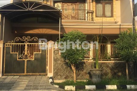 Dijual Rumah Mewah 2 Lantai di Sutorejo Surabaya