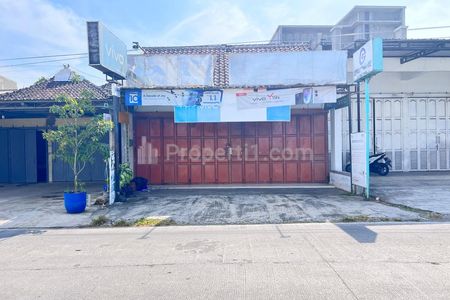 Jual Ruko Beserta Rumah Tepi Jalan Raya Masaran Sragen, Cocok untuk Buka Usaha